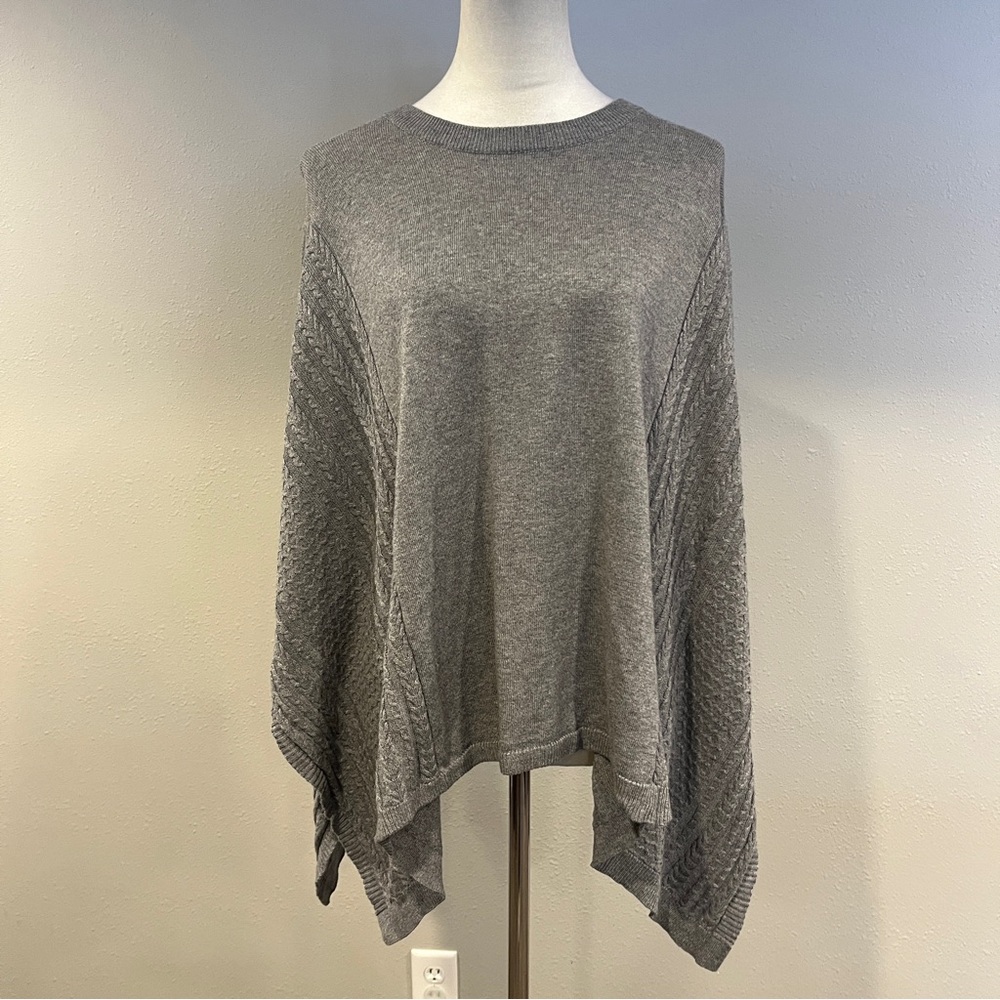 Simply‎ vera Gray Women's Sweater size medium
